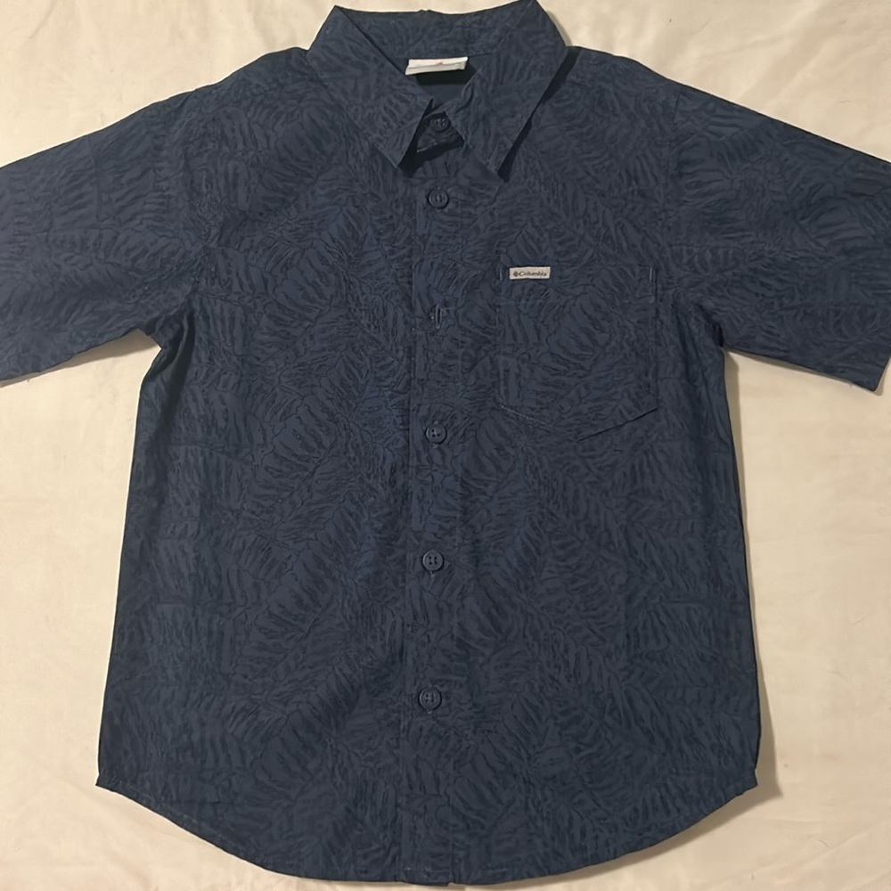 Columbia Short Sleeve Button Up